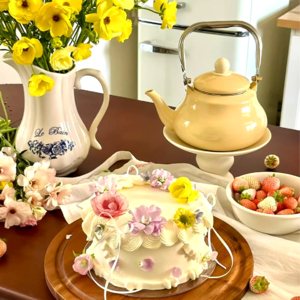 VOL418.人的一生也只有一季春天，对往昔快乐的回忆并不能让我们更靠近幸福。