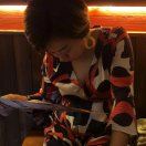 付女青年