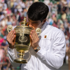 EP.22 品的网球：阿尔卡拉斯和纳达尔的草地和室内硬地网球表现差异分析