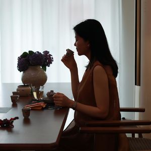 第41期 | 从喝茶到拍茶:一个茶室主理人的“不设限”成长
