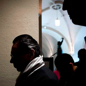 诺贝尔文学奖背后的黑暗：为何越是崇高的地方，越会滋生罪恶？