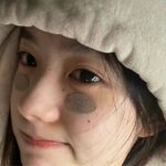 yiyi爱吃青苹果