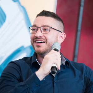 爆火应用Clawdbot和Moltbot创作者：“我发布我没读过的代码”