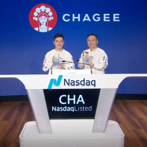 前瞻钱瞻 287.霸王茶姬上市！成美股“中国茶饮第一股”: 中国品牌全球化进入新阶段