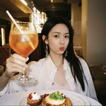 红泥小火炉Laura