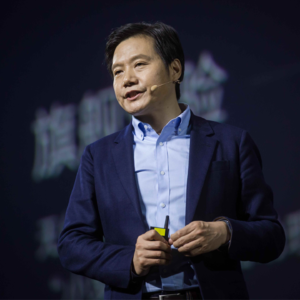 从仙桃少年到千亿掌舵人：雷军与小米的“生死创业路”——3260亿身家背后，是不为人知的挣扎与逆袭