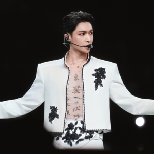 从流行音乐到非遗传承，张艺兴鸟巢演唱会到底有多少惊喜