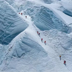 E36 珠峰百年攀登地图：数据、历史、线路与人物