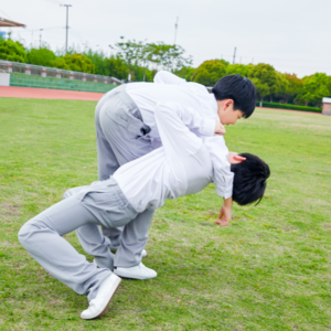 如何避免孩子体质弱（吃冰棍生病 看手机近视 用生病当筹码）