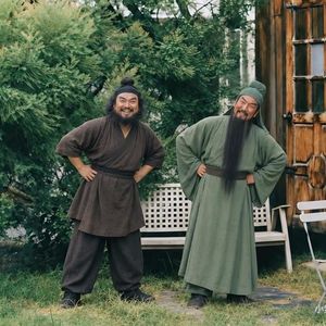 人能接受他人不遵守普遍规律吗？聊聊他人的塑像
