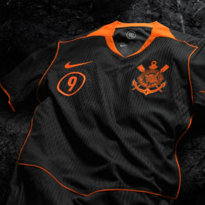 「EP21」耐克×科林蒂安25/26赛季第三球衣发布,致敬经典Total 90系列