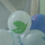 梨子一切分两半