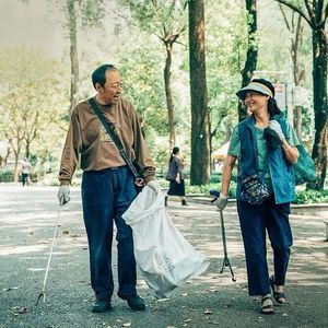 他们的家，被父母捡来的废品塞满后…… 20260514