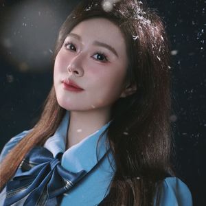 露露Lucia