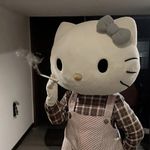 收到请Khloe