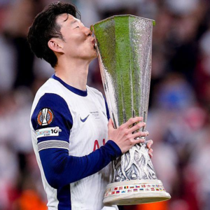 【英超】笑谈24-25完整赛季！评阿诺德离队，阿尔特塔去留，热刺枪手谁更成功？