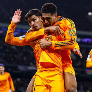 EP13 情人节特辑 足球像爱情：1000个情人，有1000个西施；恋爱ing；亲爱的人，亲密的爱人。