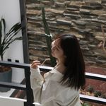 山山在漫步