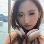 HollyyE