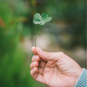 Ep2: 抑郁也许很远,可伤害却很真实 - 与小宇聊她的抗击抑郁心路