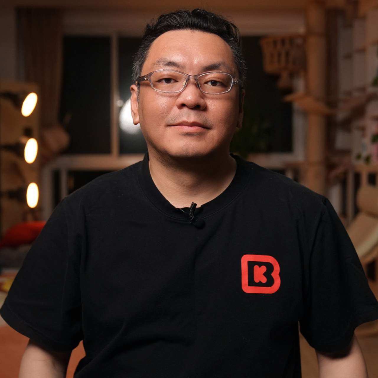 cover of episode 纪录片追求真相吗？高瞰采访导演BK