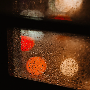 凌晨一点，突至的雨