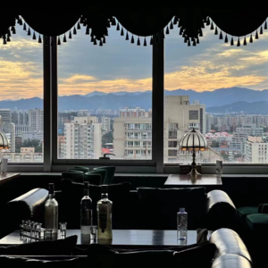 Vol. 07 十年饮客到半个老板，这家酒吧里到底有谁在？（下）