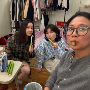 14拆解《日落时分说爱你》,中老年恋综讲的不是“爱情神话”,而是生存现实