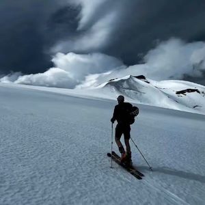 죽을 만큼 아파서 (死一样的痛苦) - MC梦、Mellow (멜로우)