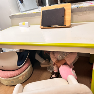 家庭主妇比大多数工作都辛苦，我希望社会可以更加放大她们的不容易！