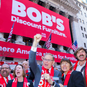 【关注】逆市IPO启示录：美国平价家居赛道如何跑出22亿美金巨头？