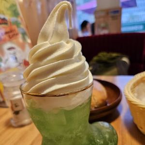 一杯蜜瓜苏打🍸