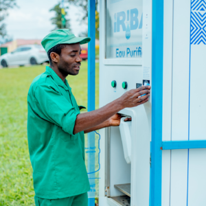 非洲“自动售水机”背后的社会企业创新