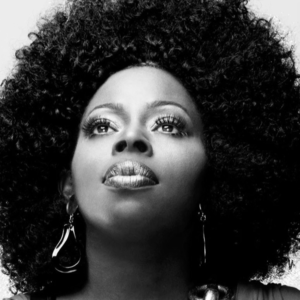 19611208 Angie Stone 在福音土壤里盛开的灵魂乐之花