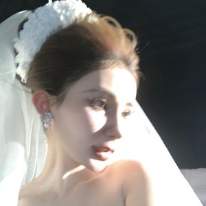 爱吃荔枝的狸子