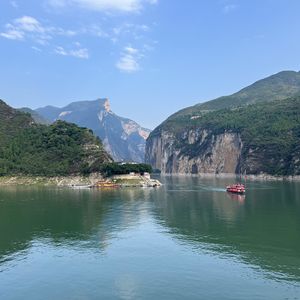 九月物语：三峡游轮、昆明菜市场、亚运会现场观赛、即使成为大人