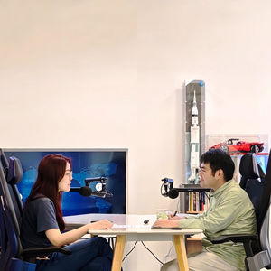 E239 对话沈帅波:打工人的尽头还是做自媒体?大人,时代变了