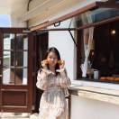 无名的人想蓝天白云和清流