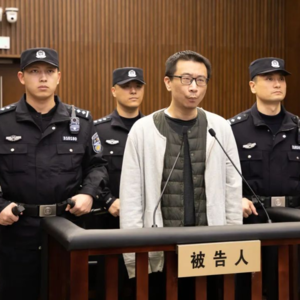 39岁上市公司老板被投毒，贝叶斯号游轮游轮谜案