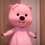 山茶花爱吃小熊饼干