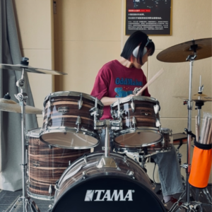 09. 28岁开始踢球、打鼓，是什么体验？