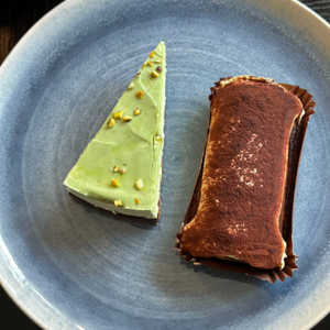 提拉米苏和Shyla的小饼干