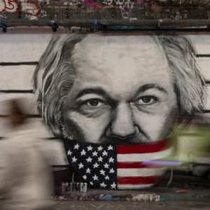 官司缠身14年，“美国公敌”阿桑奇即将重获自由