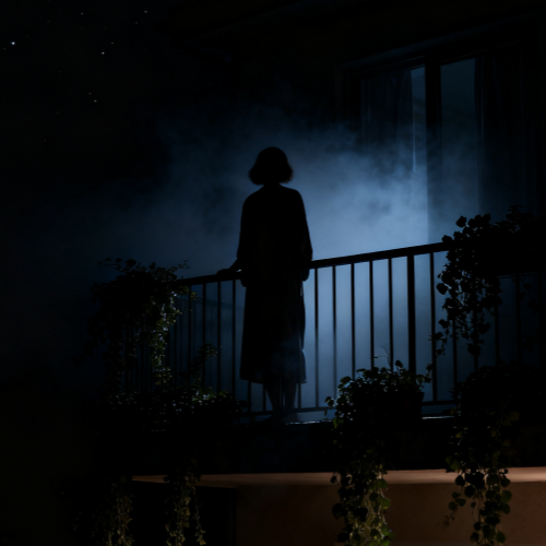 【月半怪谈】Vol.011房间的脚步声：半夜身体自己起床去洗脚？出租房诡异的脚步声... episode artwork