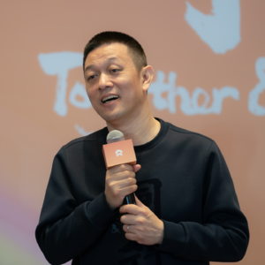 36个问题：李斌、秦力洪谈蔚来十年、ET9和萤火虫