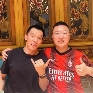 解说员石庆圣