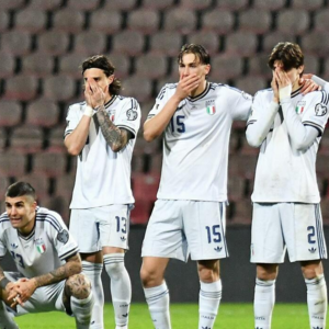 【大事件】事不过三？跌破下限！世界杯没有意大利