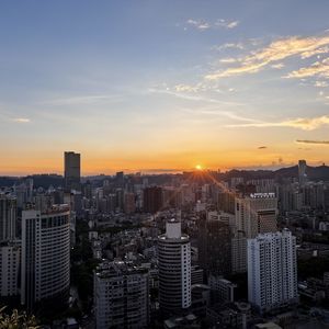 112.贵阳游记:祛魅「奋斗叙事」,回家「安居乐业」