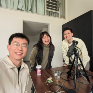 E8：一个拍照的，和她想谈的恋爱