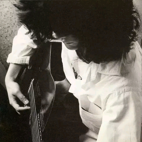 民谣女声特辑:温柔地诉说着苦楚与孤独 民谣女声特辑:温柔地诉说着苦楚与孤独